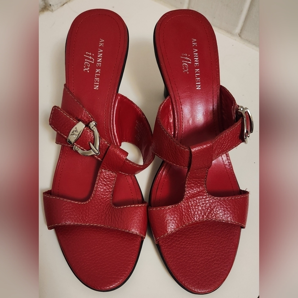 Anne Klein Red Leather iflex Monogram Bold Buckle Heels Sandals Size 10